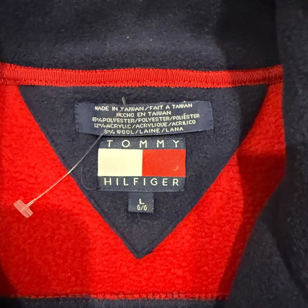 NWT vintage dead stock Tommy Hilfiger men's quarter zip USA inspired, size large - Picture 6 of 8